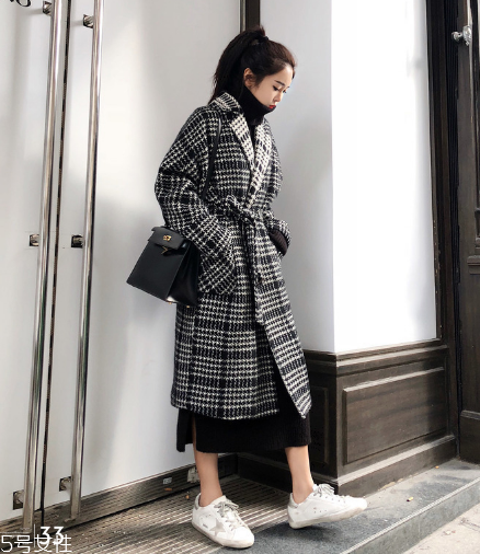 大衣買回來(lái)要洗嗎？這些衣服新買回來(lái)一定要洗