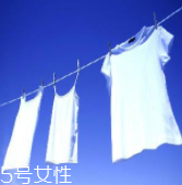內(nèi)褲和襪子一起洗會有哪些危害？分情況對待