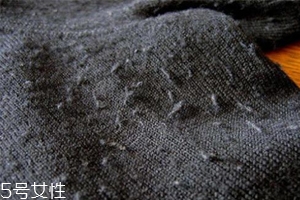 毛衣起球怎么去毛？這些日常物品都能輕松刮掉