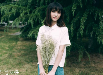 怎么選擇適合自己的襯衫？穿對(duì)了顯年輕