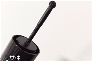 mac滾輪眼線液好用嗎？超棒的眼妝神器