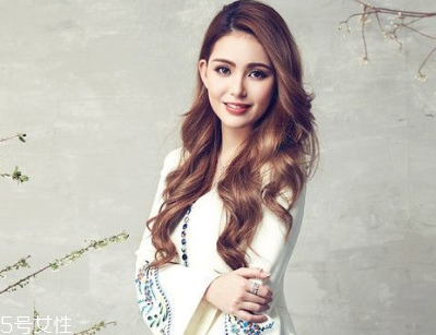 孕睫術(shù)和種睫毛哪個(gè)好？孕睫術(shù)美瞳線不要一起做