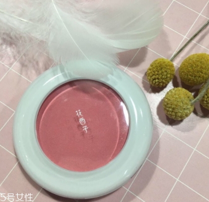 花西子是什么牌子？國貨新星品牌