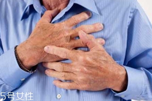 哪些人不能朝左睡覺？有“心病”人群