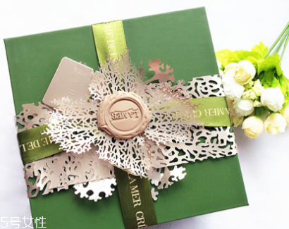 LA MER修護(hù)精華露孕媽能用嗎？適合產(chǎn)后去皺
