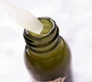 LA MER修護(hù)精華露孕媽能用嗎？適合產(chǎn)后去皺