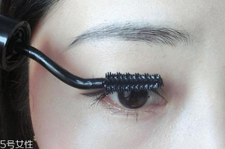 睫毛膏怎么刷好看？給你帶來(lái)深邃雙眸