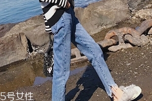 寬松牛仔褲配什么上衣？帶給你不一樣的美感