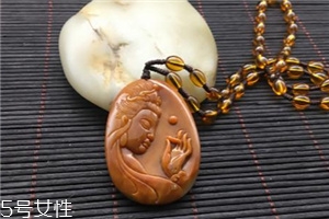 黃龍玉能碰水嗎？冷水是可以碰的