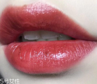 Mac口紅哪個(gè)顏色最火？6款最?lèi)?ài)唇色試色