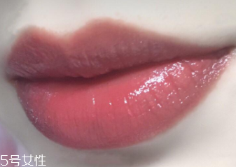 Mac口紅哪個(gè)顏色最火？6款最?lèi)?ài)唇色試色