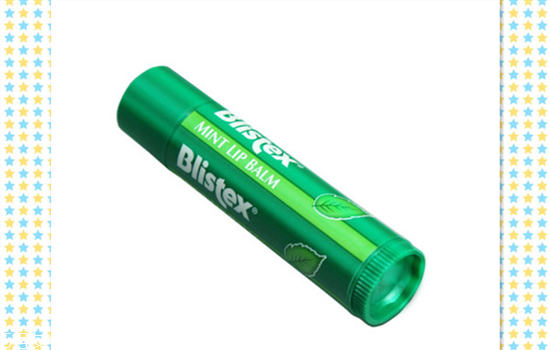 blistex唇膏有哪幾款？使用唇膏應(yīng)該適量