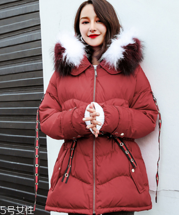 冬天穿什么羽絨服顯瘦？教你做冬日小妖精