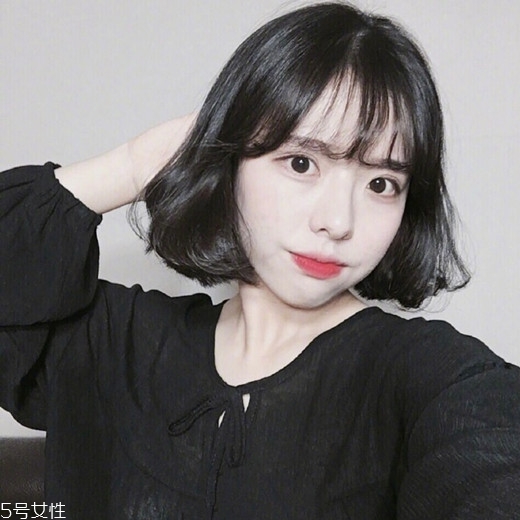 內(nèi)扣短發(fā)適合什么臉型？臉小是關(guān)鍵