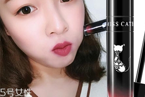 透明唇蜜哪個牌子好？打造玻璃唇效果