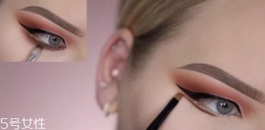 huda beauty沙漠盤怎么畫？油管大神一步步示范