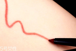 唇膏筆怎么削？原來你一直都用的錯(cuò)誤方式
