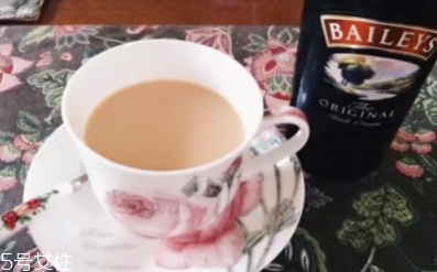 baileys是什么酒？大名鼎鼎的百利甜酒
