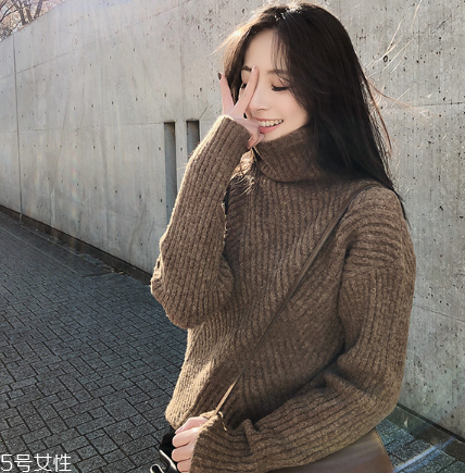 毛衣上的咖啡漬怎么洗？巧用甘油輕松解決