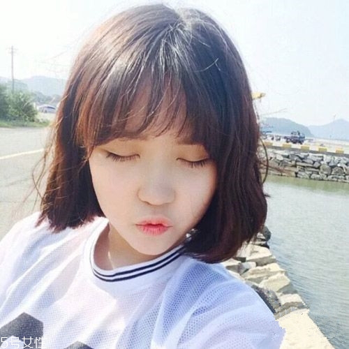 空氣劉海往上翹怎么辦？好前衛(wèi)的空氣劉海