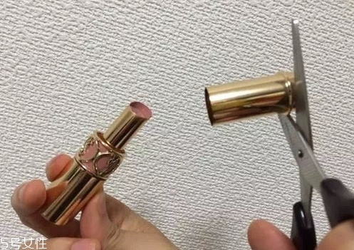 如何選擇口紅色號？口紅必不可少