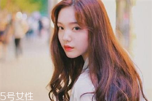 矮個(gè)子女生什么發(fā)型顯高？換個(gè)發(fā)型瞬間百變