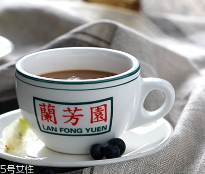 杯裝蘭芳園絲襪奶茶多少錢？