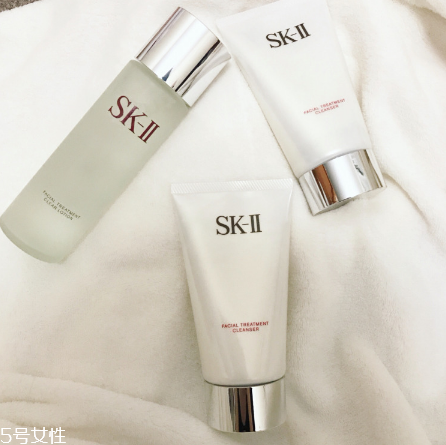 sk2洗面奶好用嗎？skii凈肌潔面乳