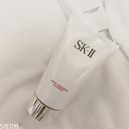 sk2洗面奶好用嗎？skii凈肌潔面乳