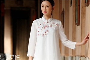 中國風(fēng)衣服怎么搭配？帶你演繹傳統(tǒng)之美