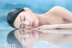 初春要換護(hù)膚品嗎？不用全部換