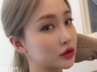 染發(fā)選什么顏色？黃皮適合亞麻和深棕