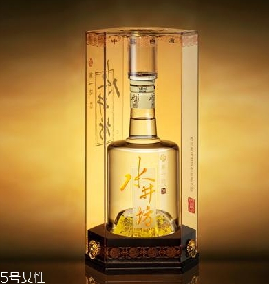 水井坊和五糧液哪個(gè)好？要看檔次和味道