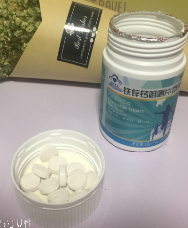 修正鈣鐵鋅多少錢一盒？40一盒價格美麗