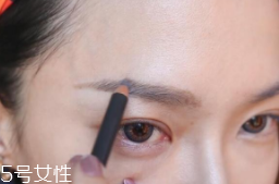 眉毛畫壞了怎么補(bǔ)救？12種拯救方法都在這里了