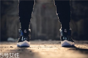 運動鞋和皮鞋的尺碼一樣嗎？皮鞋和運動鞋尺碼有差別