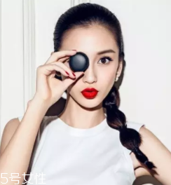 馬尾怎么扎顯臉??？馬尾位置越高越精神