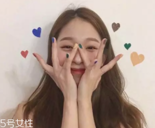 什么女孩適合不留劉海？圓臉妹子掀起劉海更適合你