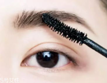 過年涂什么口紅？這些唇色讓親屬夸你好看