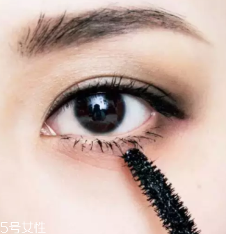 過年涂什么口紅？這些唇色讓親屬夸你好看