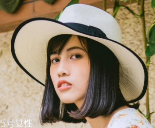 戴什么帽子顯臉??？寬檐帽讓臉看起來(lái)小