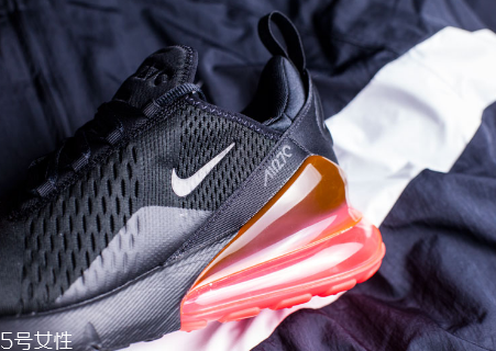 nike air max 270開箱測評(píng) 帶你感受耐克史上最厚氣墊鞋