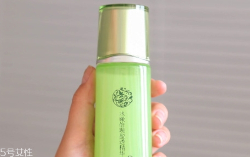 爽膚水有沉淀能用嗎？