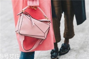 loewe和bv哪個檔次高？著名奢侈品牌間的對決
