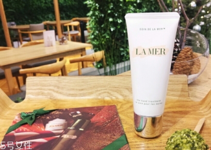 海藍(lán)之謎和sk2哪個好？從檔次膚質(zhì)適合情況比較