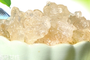 雪燕可以生吃嗎？雪燕沒煮熟可以吃嗎？