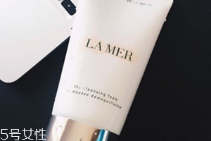 海藍(lán)之謎透潔面泡沫怎么用？璀璨凈透潔面泡沫