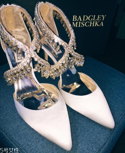 badgley mischka是什么牌子？高性?xún)r(jià)比婚鞋首選
