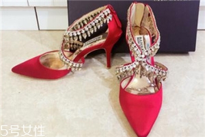badgley mischka是什么檔次？婚鞋中的背影殺手