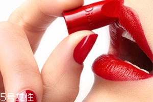 迪奧和圣羅蘭口紅哪個(gè)好？dior和ysl口紅對比